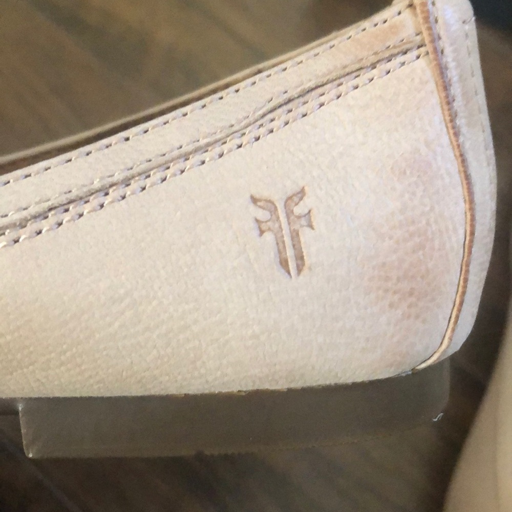 FRYE | Carrie Leather Flats - Picture 7 of 8